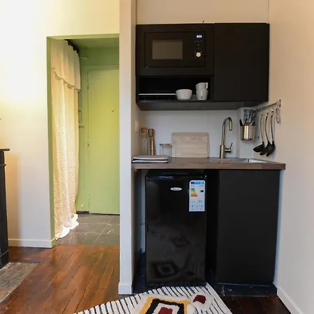 Amazing Near Pigalle Apartment Paris