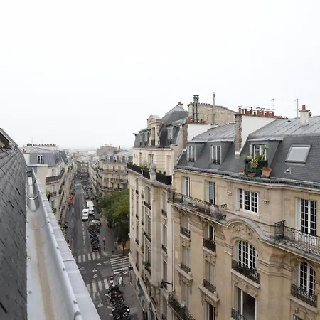 Amazing Near Pigalle